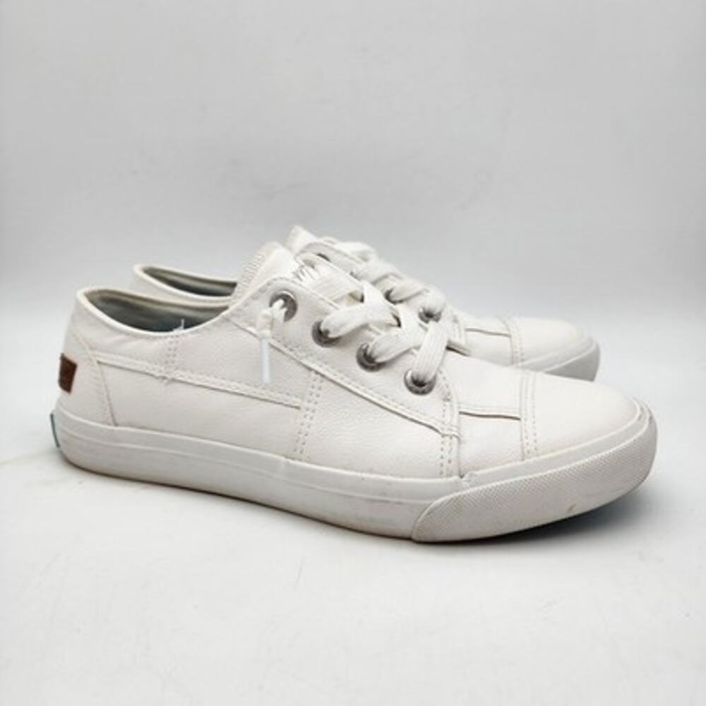 Blowfish Malibu White Low Top Sneakers Womens Size 8.5M Casual Lace Up
